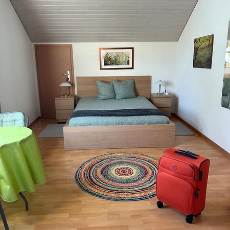 Queen Guest Room Mont-sur-Rolle Exteriör bild