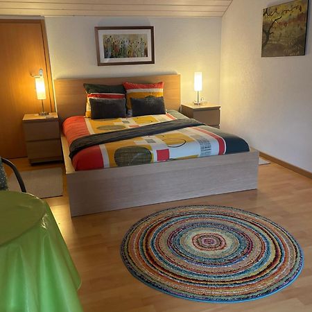 Queen Guest Room Mont-sur-Rolle Exteriör bild